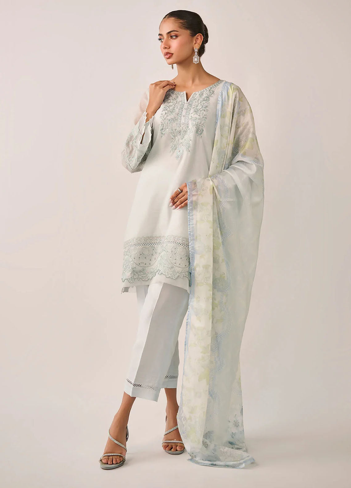 Dhanak Pret Embroidered Munar 2 Piece Suit SS24DA-2481