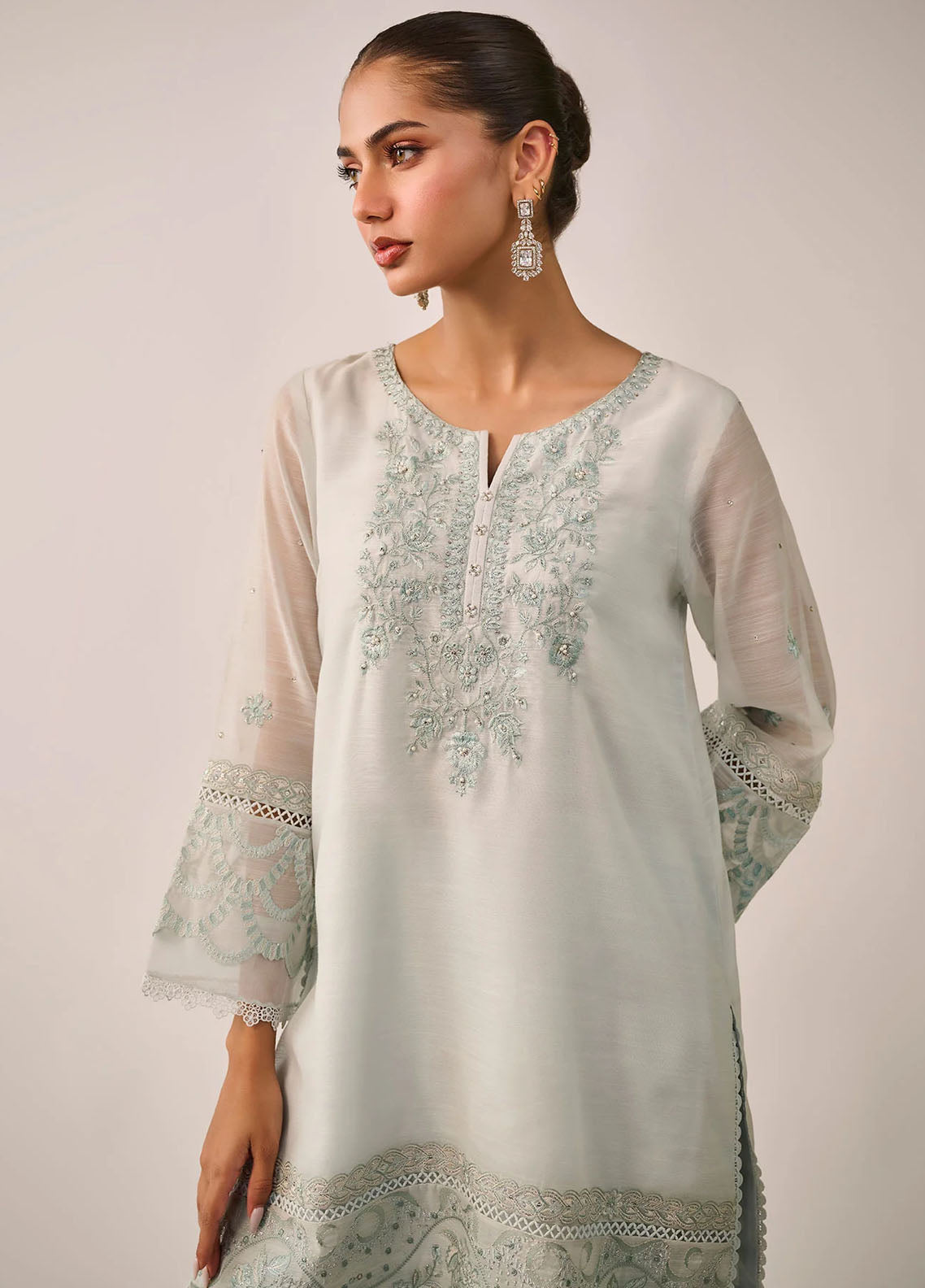 Dhanak Pret Embroidered Munar 2 Piece Suit SS24DA-2481