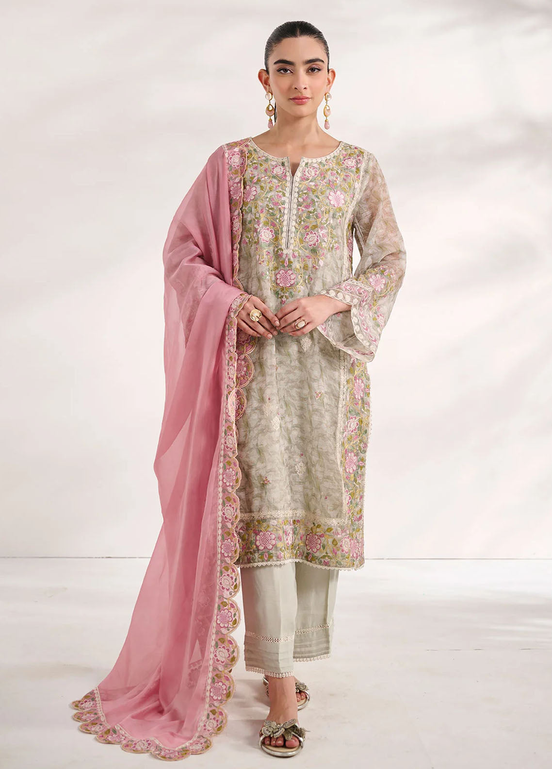 Dhanak Pret Embroidered Munar 2 Piece Suit SS24DA-2588