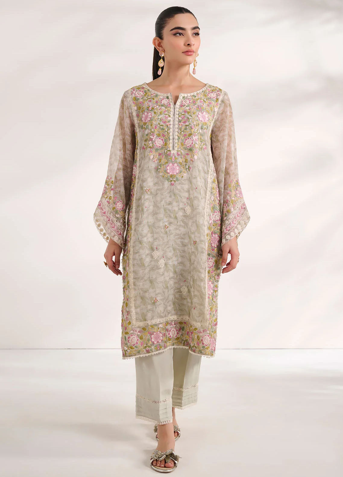 Dhanak Pret Embroidered Munar 2 Piece Suit SS24DA-2588