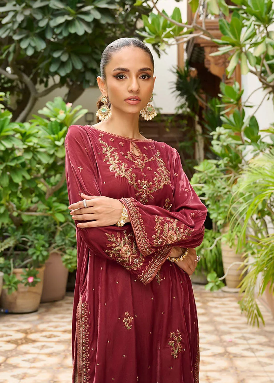 Dhanak Pret Embroidered Velvet Kurti DA-1862 MAROON