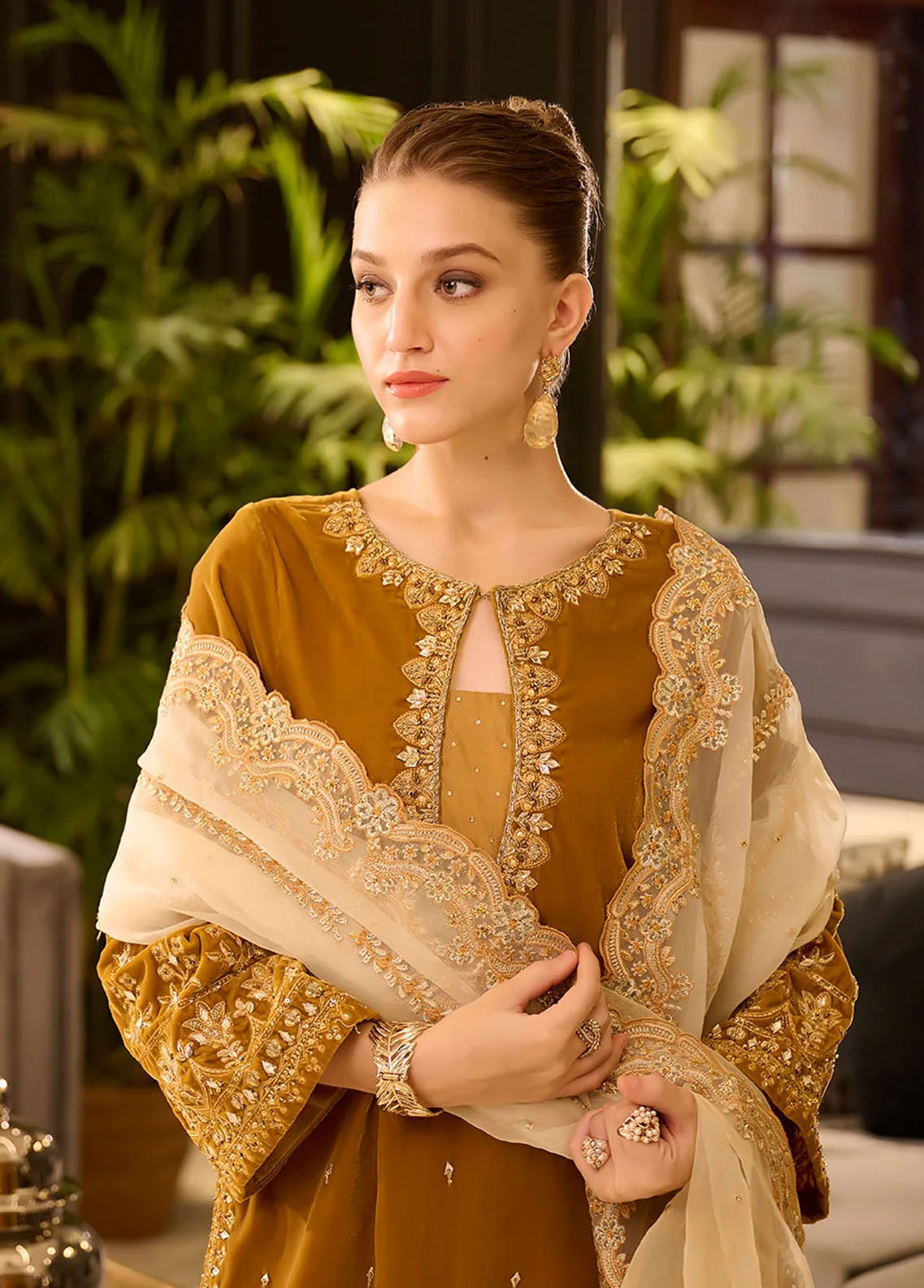 Dhanak Pret Embroidered Velvet 3 Piece Suit DL-0282 MUSTARD