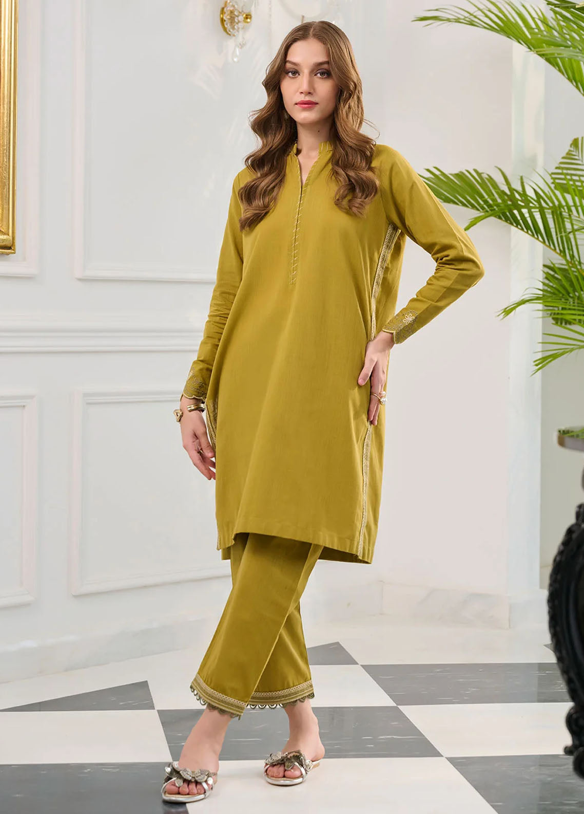 Dhanak Pret Embroidered Khaddar 2 Piece Suit DC-2250 GREEN