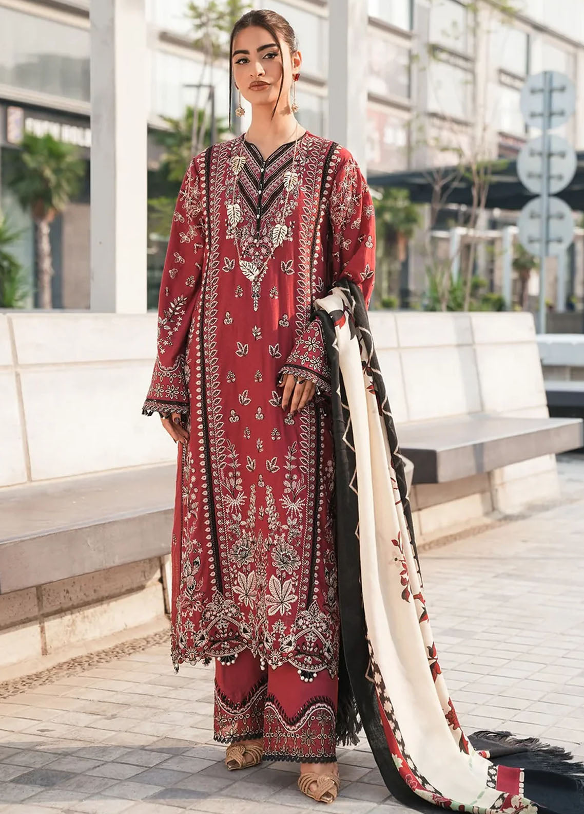 Elaf Embroidered Karandi Suit Unstitched 3 Piece EPW-5A Sweetest Kiss - Winter Collection