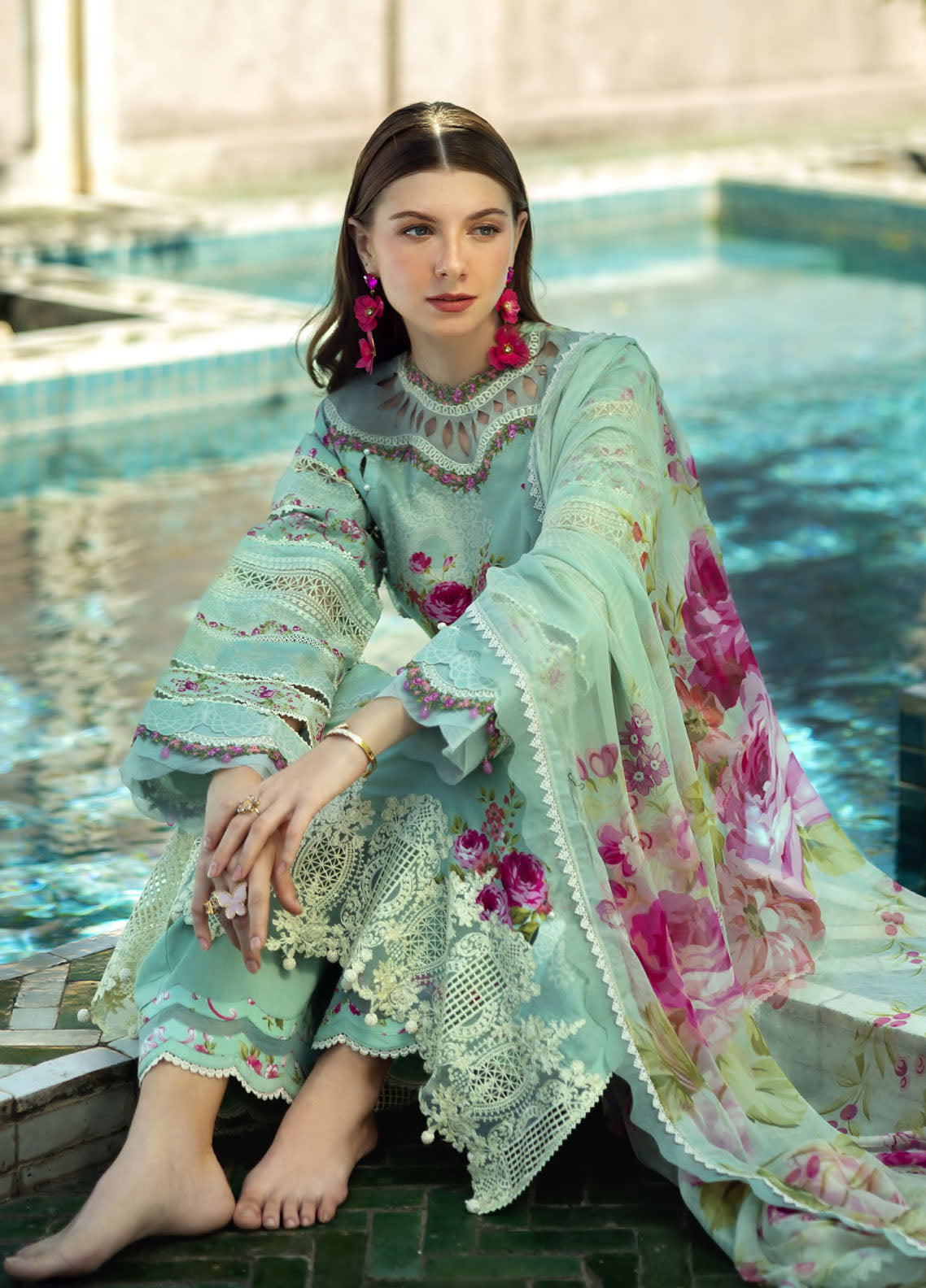 Signature by Elaf Unstitched Embroidered Lawn Collection 2025 ETS-03A