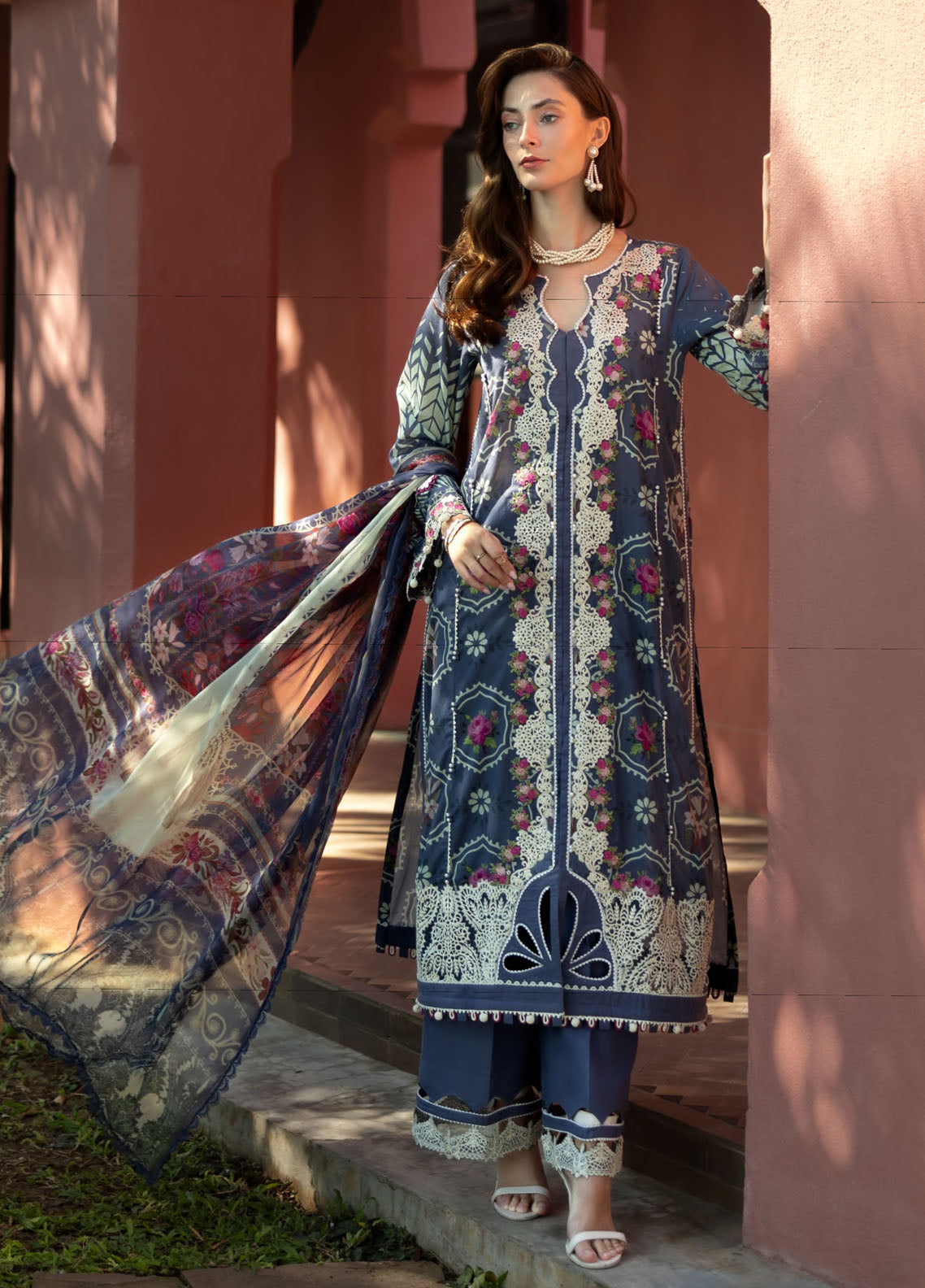 Signature by Elaf Unstitched Embroidered Lawn Collection 2025 ETS-04A