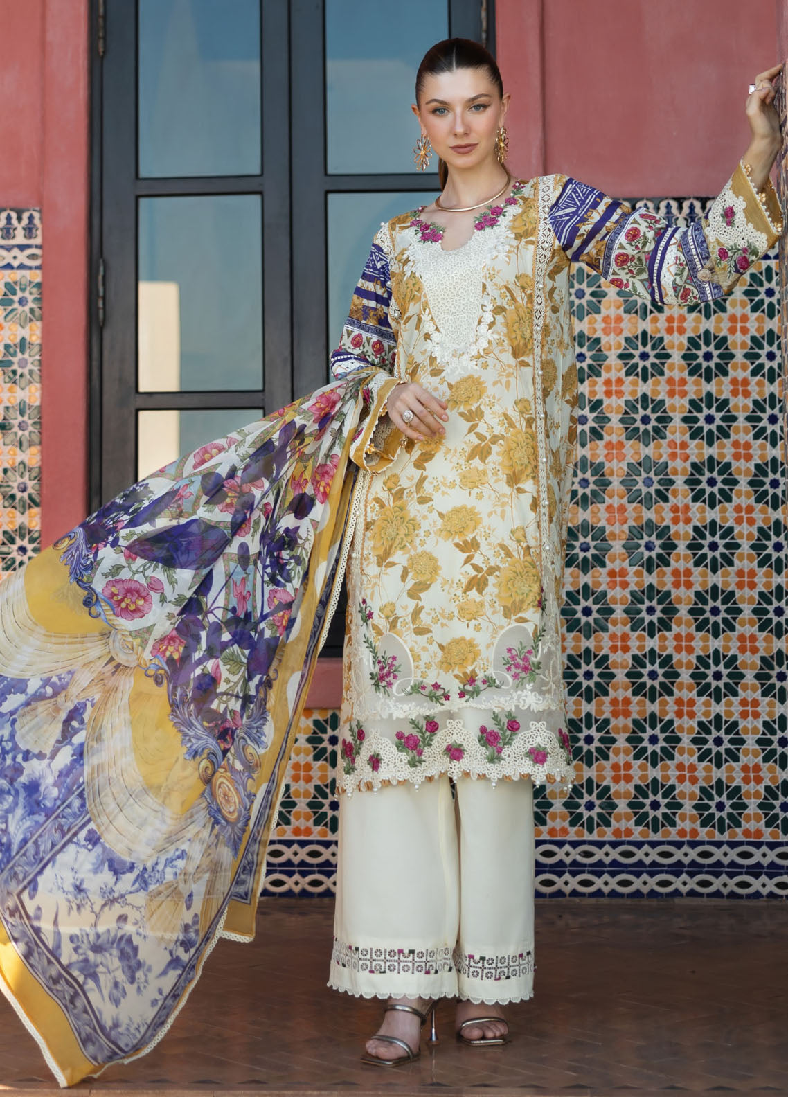 Signature by Elaf Unstitched Embroidered Lawn Collection 2025 ETS-05A