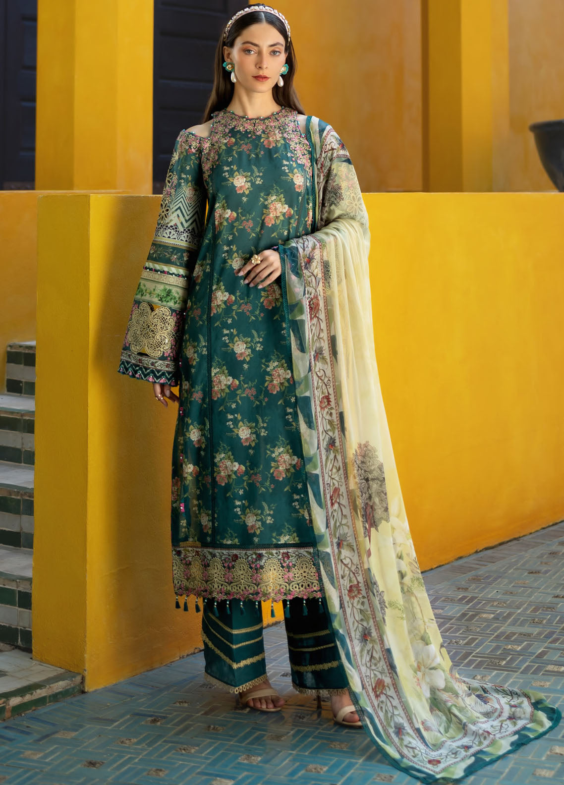 Signature by Elaf Unstitched Embroidered Lawn Collection 2025 ETS-07A