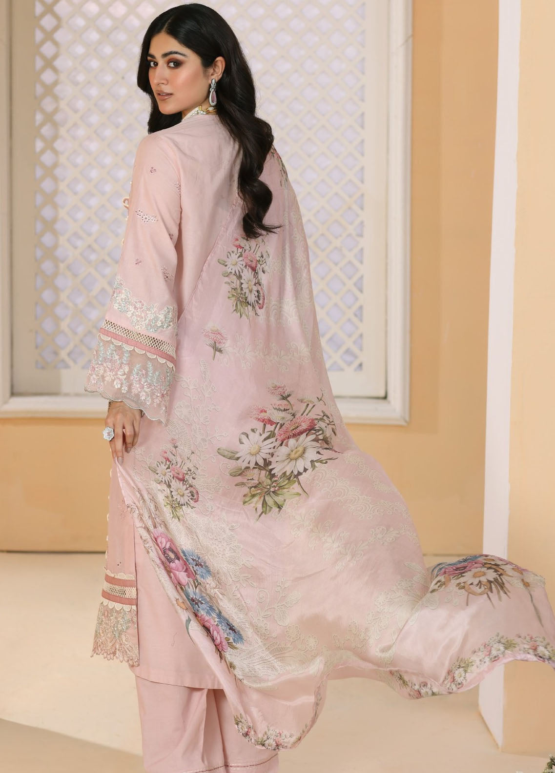 Elaf Pret Embroidered Lawn 3 Piece Suit EF23RW ELP-02B Marshmallow