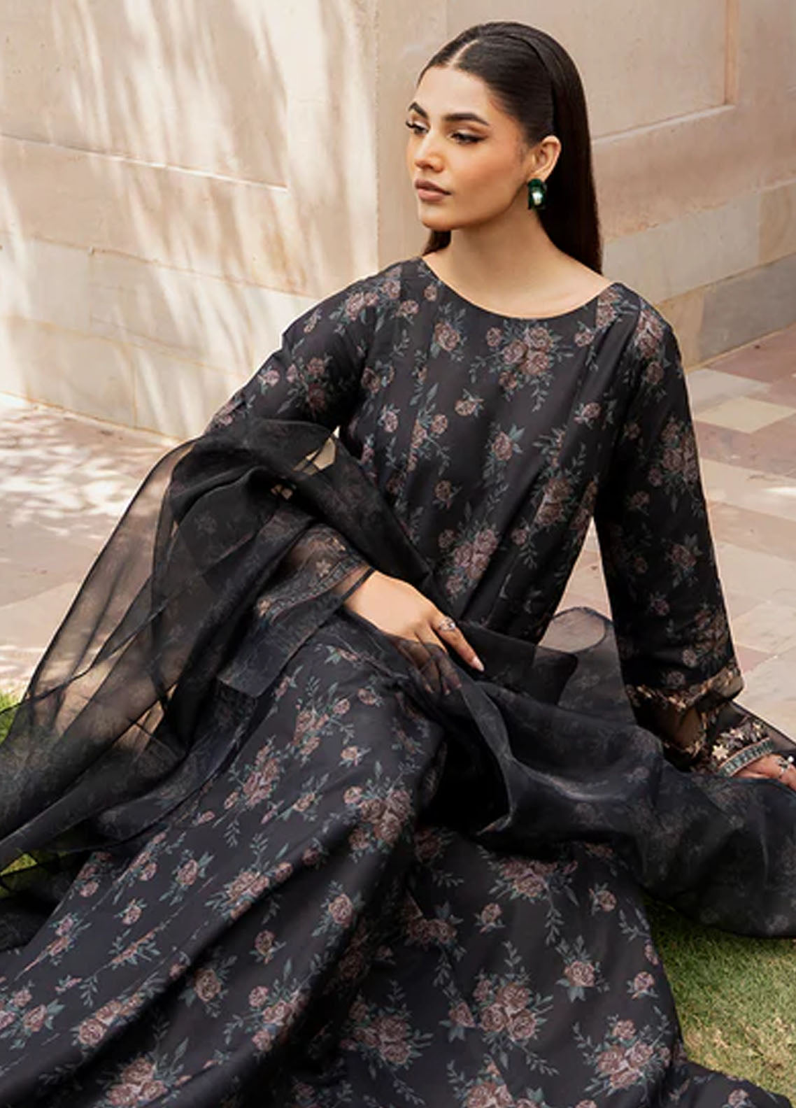 Esra Fashion Pret Embroidered Lawn 3 Piece Suit OE-24-04