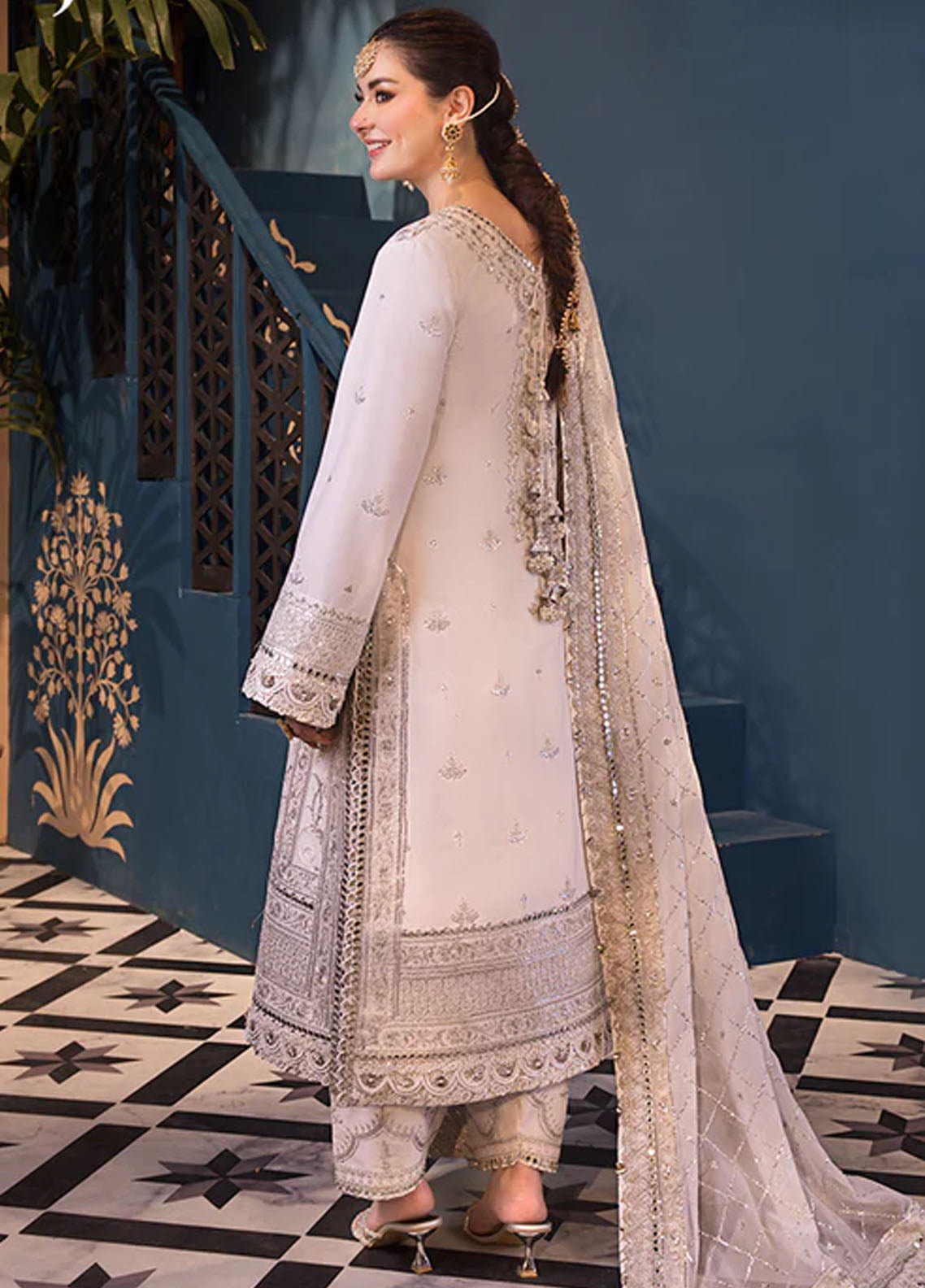 Fasana-e-Ishq By Asim Jofa Eid Luxury Lawn Collection 2024 AJFI-08