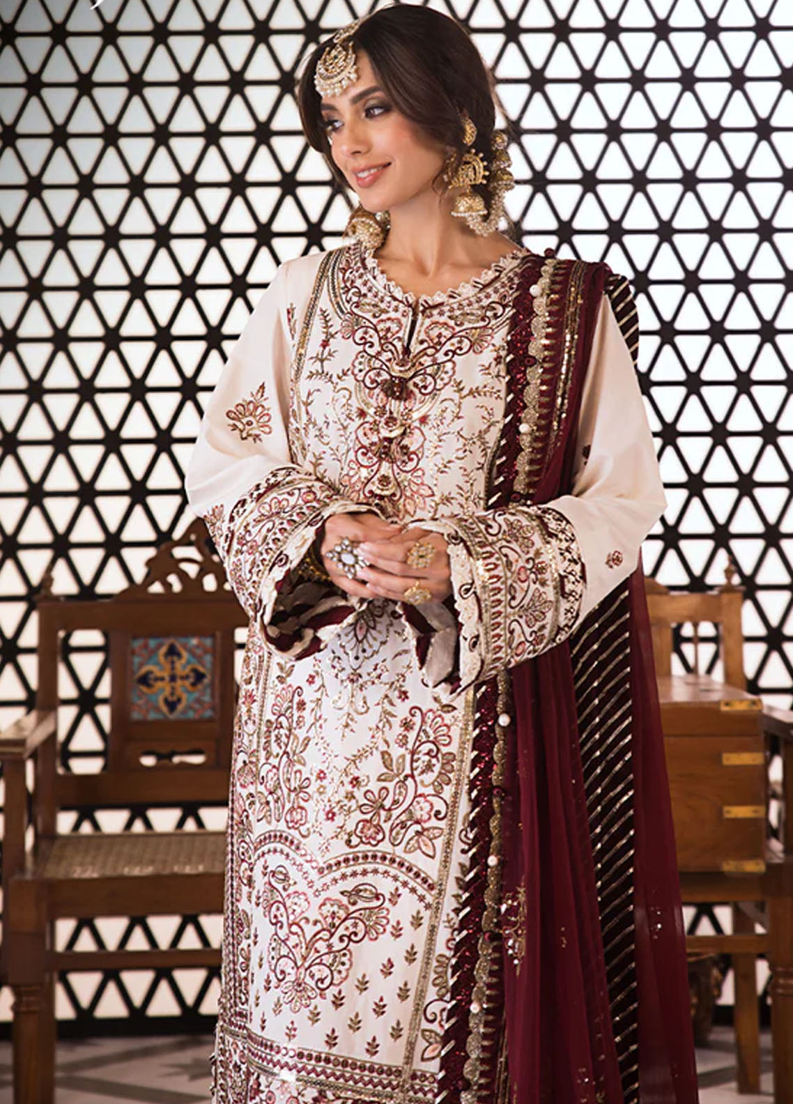 Fasana-e-Ishq By Asim Jofa Eid Luxury Lawn Collection 2024 AJFI-13