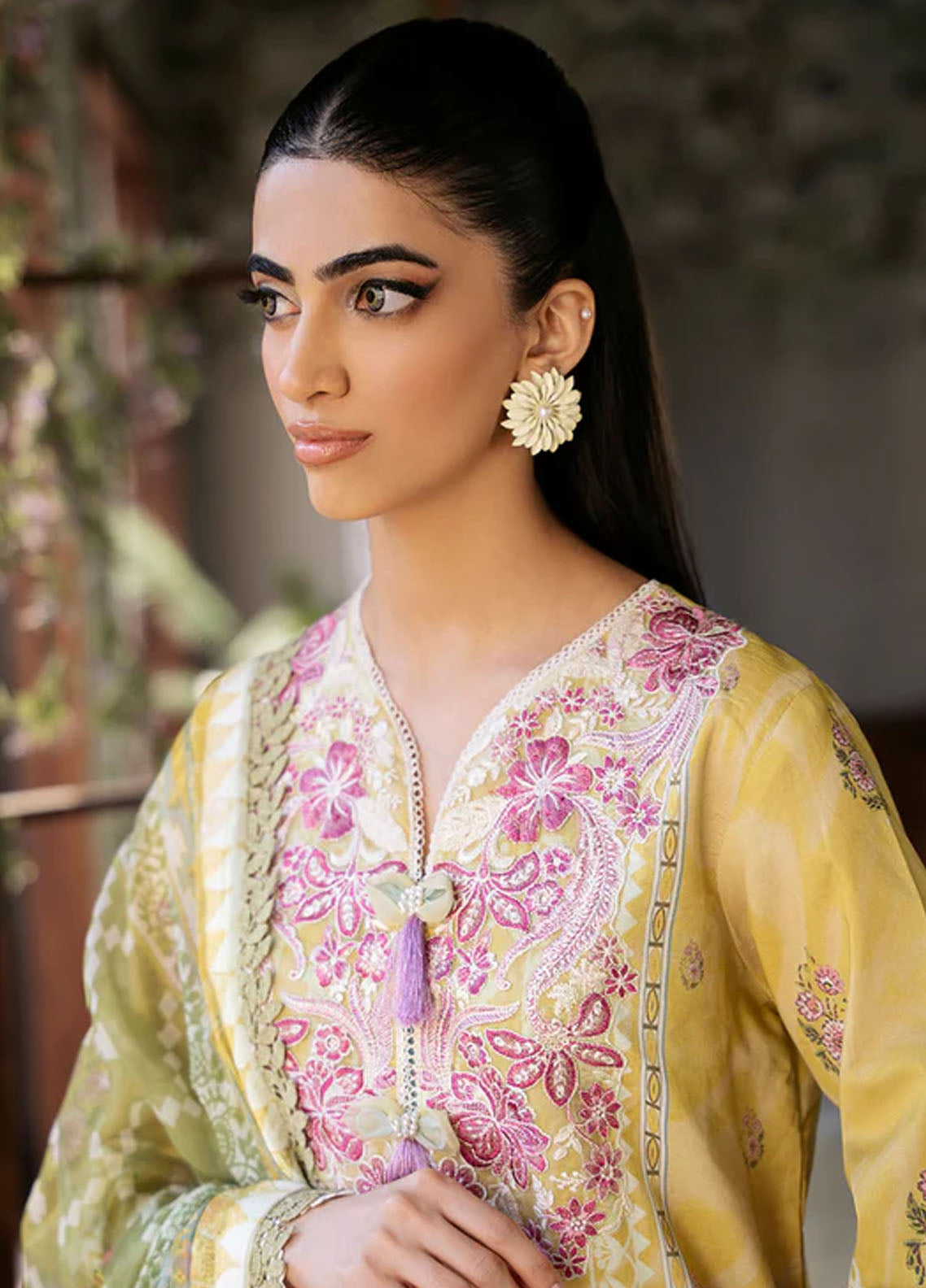 Flora by Roheenaz Unstitched Printed Lawn Collection 2024 RNP-07B Mystique