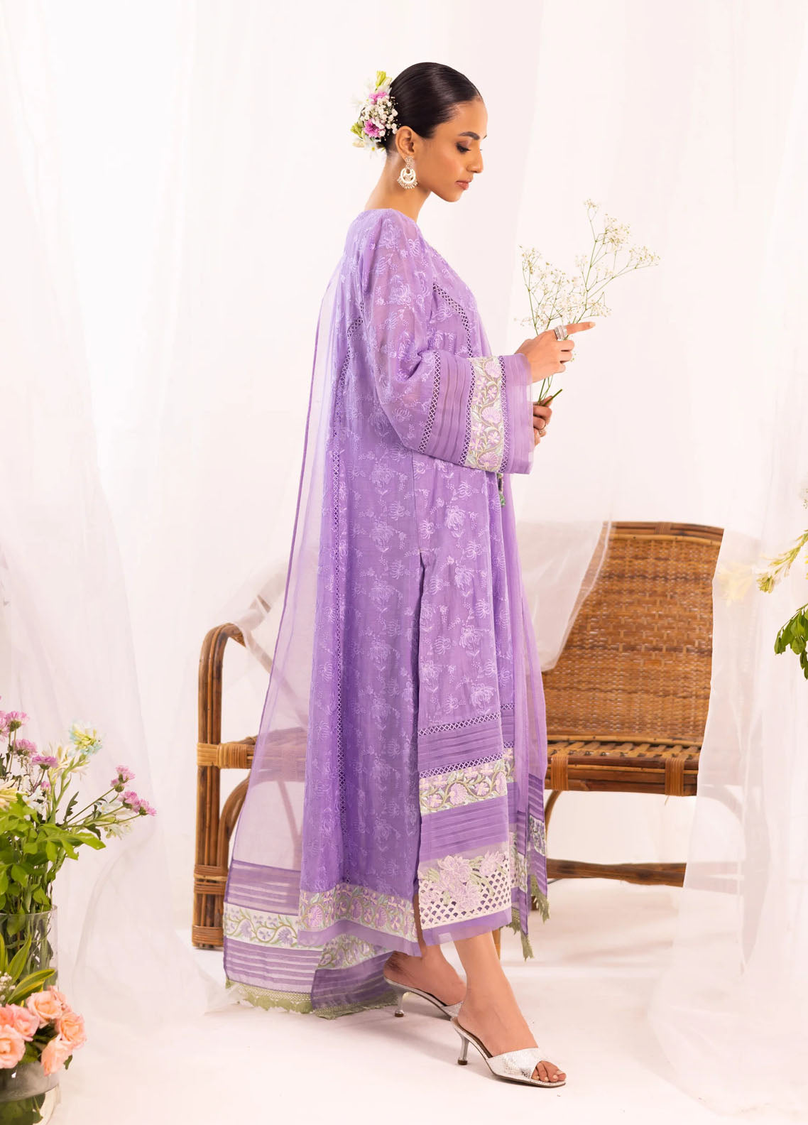 Hue Pret Pret Embroidered Lawn 3 Piece Suit HUE23F Mellisa