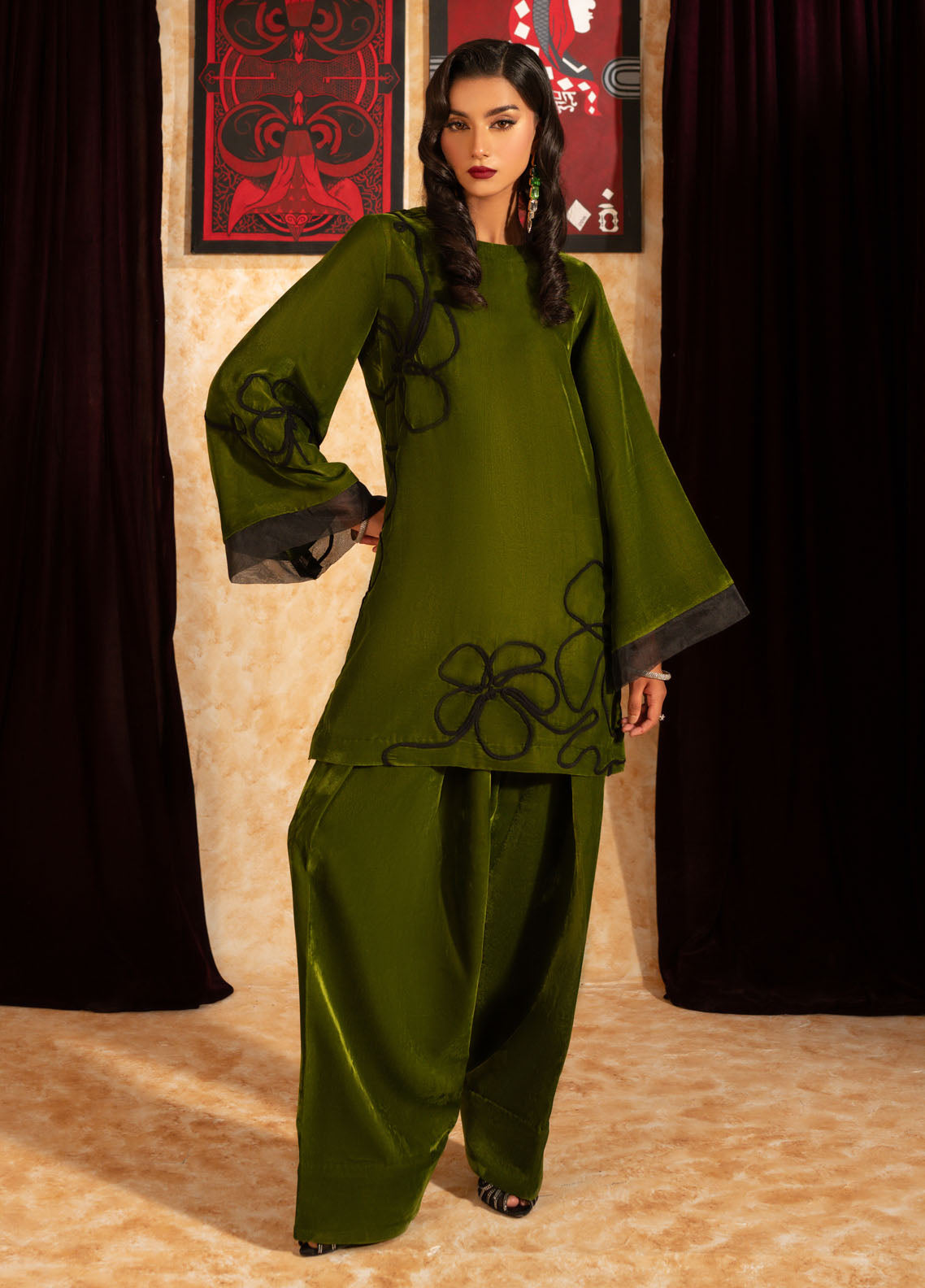 Fozia Khalid Pret Embroidered Velvet 2 Piece Suit Clover