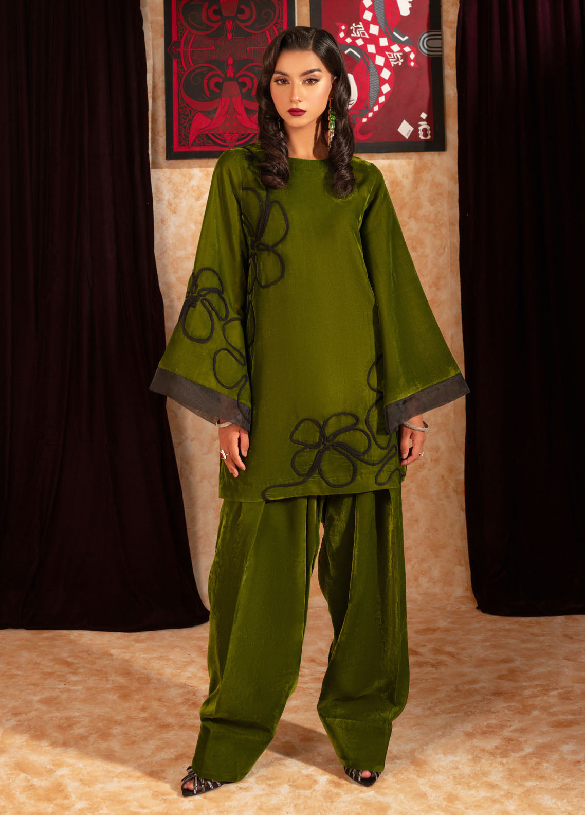 Fozia Khalid Pret Embroidered Velvet 2 Piece Suit Clover