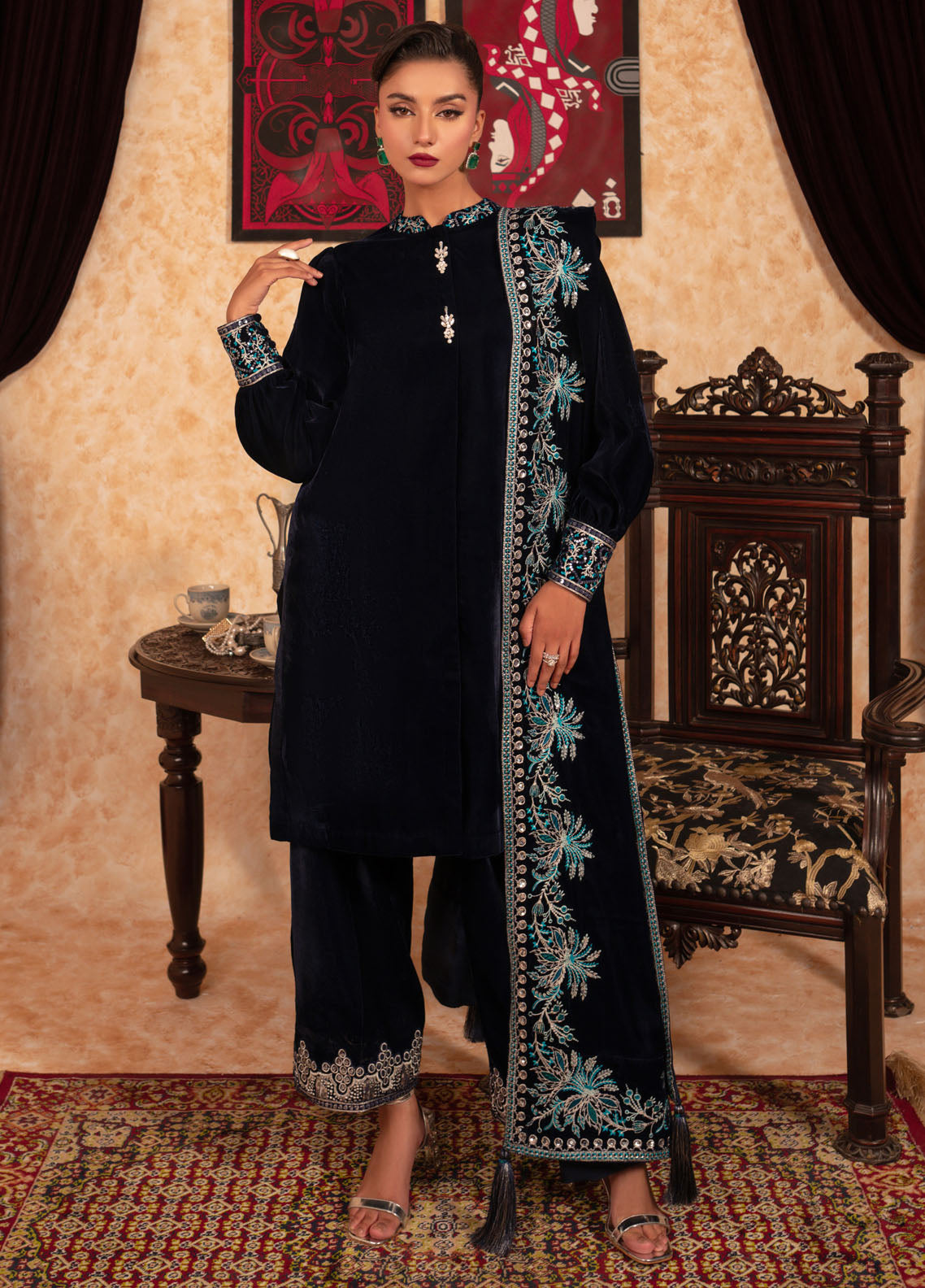 Fozia Khalid Pret Embroidered Velvet 2 Piece Suit Spade