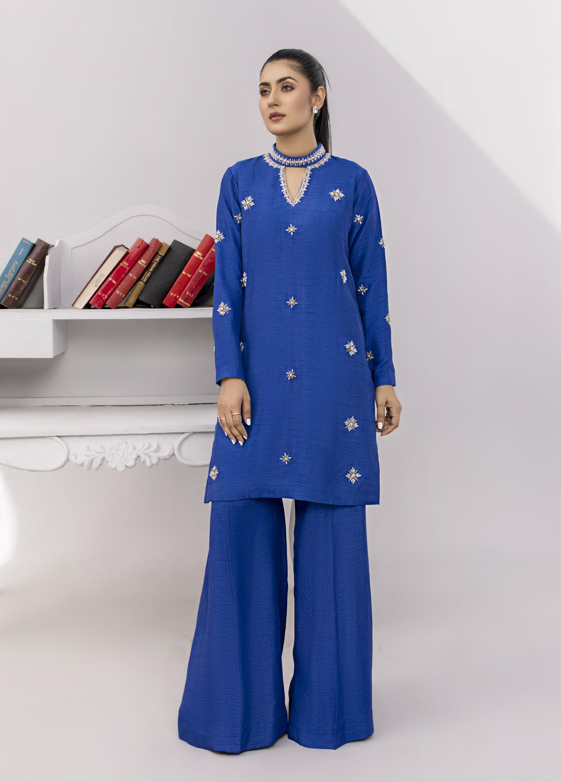 Maira Zunnorain Pret Embroidered Silk 3 Piece Suit MRZ23GM MZBR-23 ASTRO