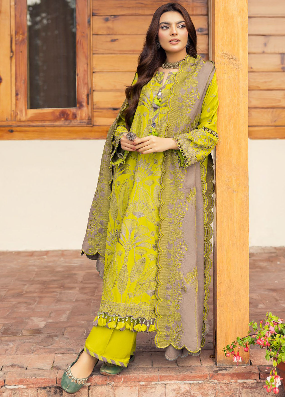 Gul Ahmed Embroidered Acrylic Suits Unstitched 3 Piece GA24UW AP-42004 - Winter Collection