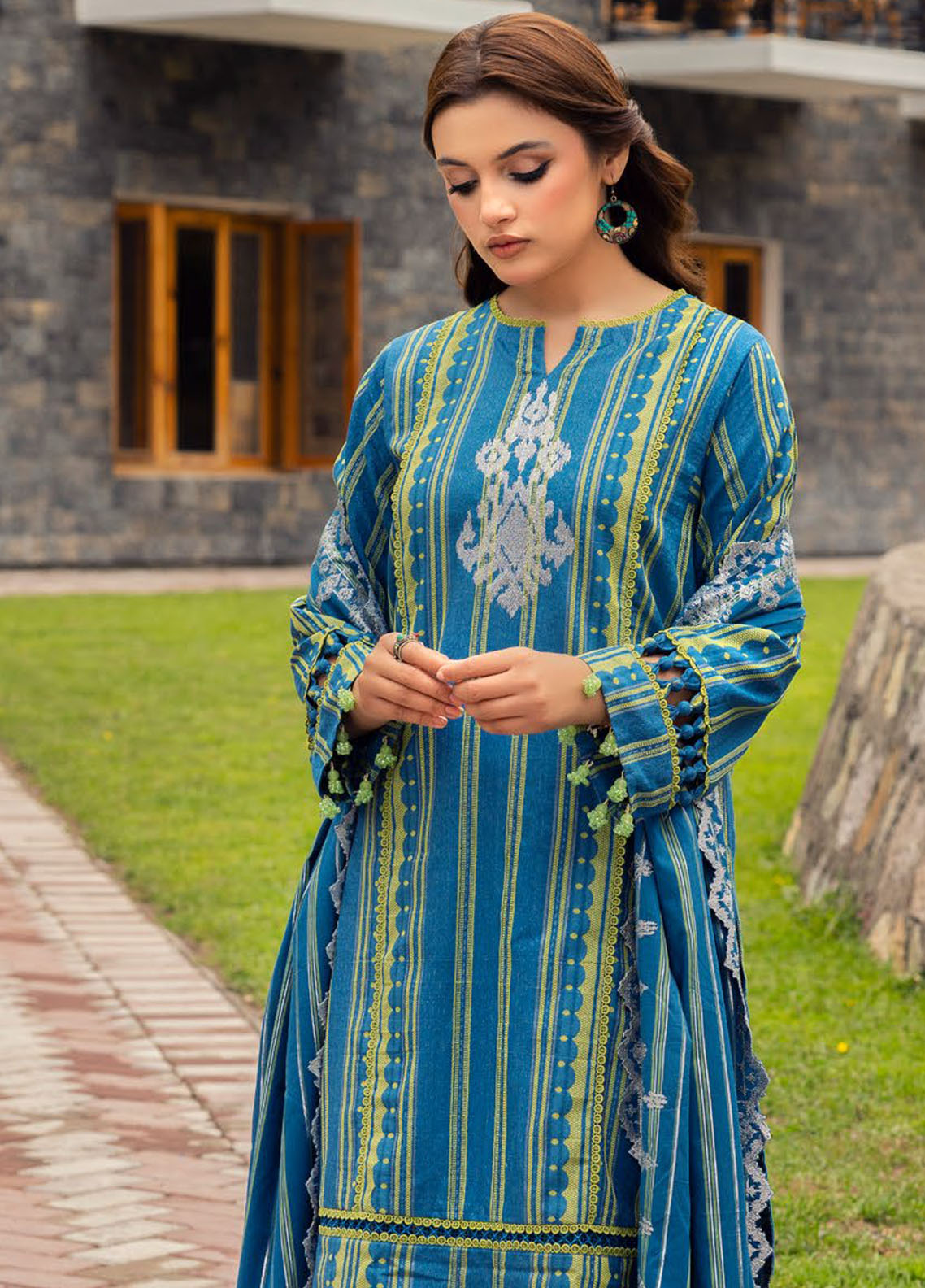 Gul Ahmed Embroidered Jacquard Suits Unstitched 3 Piece GA24UW MJ-42051 - Winter Collection