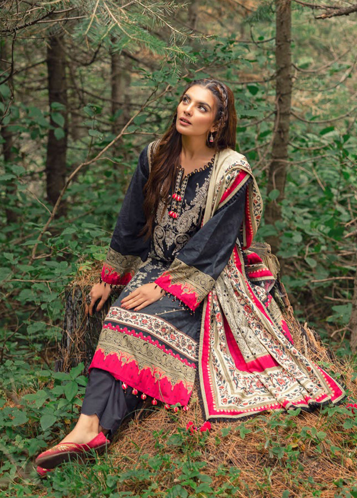 Gul Ahmed Embroidered Khaddar Suits Unstitched 3 Piece GA24UW K-42012 T - Winter Collection