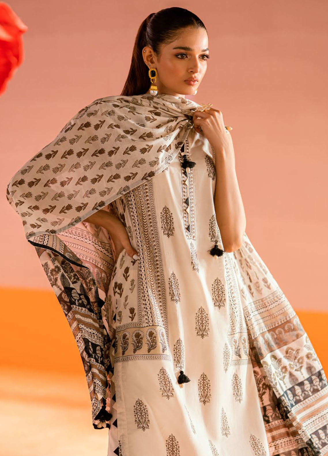 Gul Ahmed Printed Lawn Suits Unstitched 3 Piece CL62012