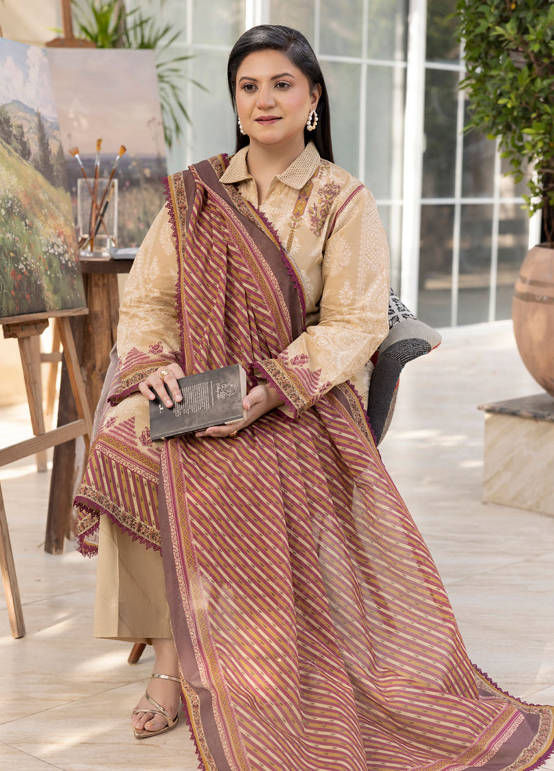 Gul Ahmed Printed Lawn Unstitched Suits 3 Piece GA25MS CL-52625