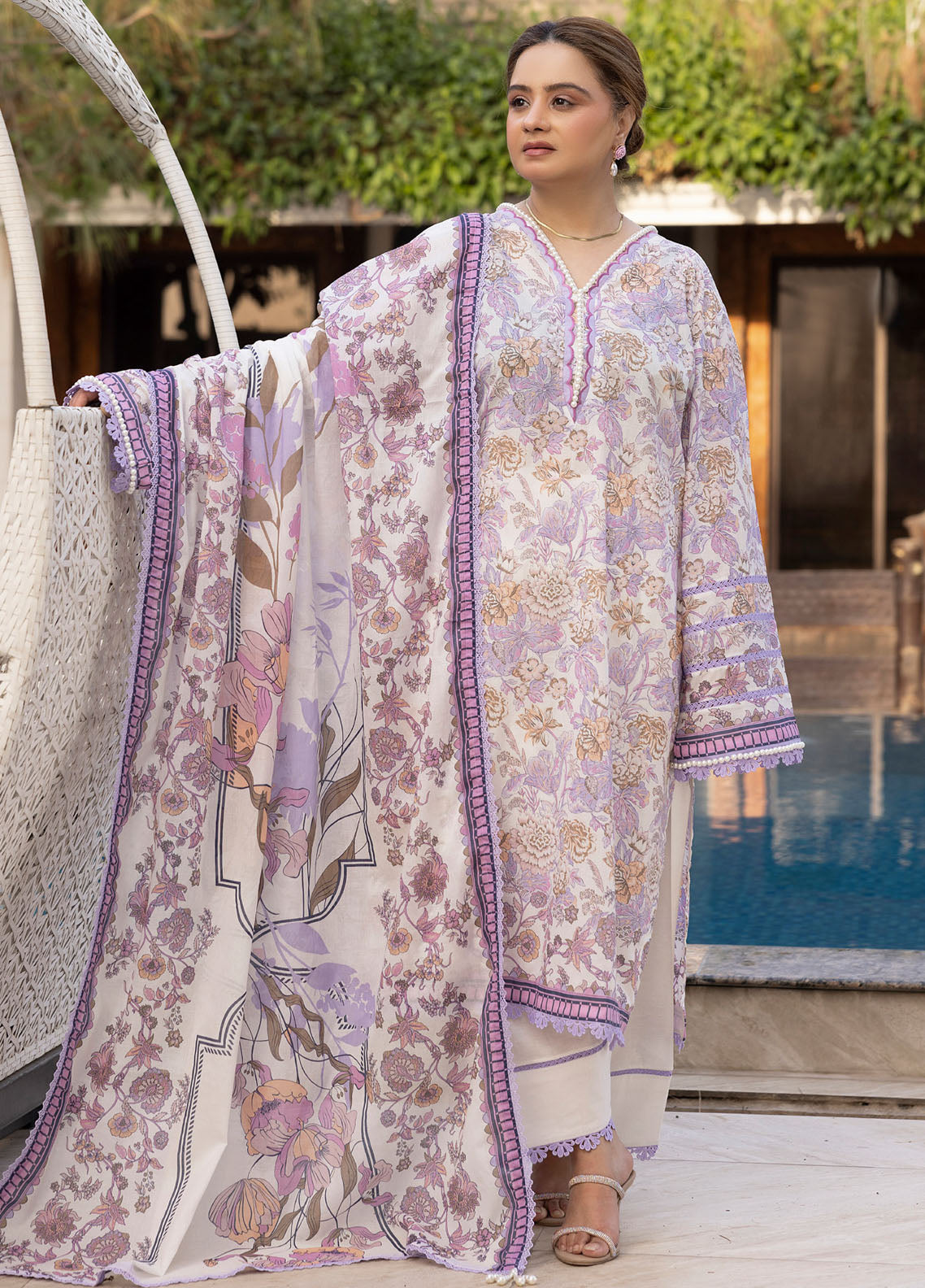 Gul Ahmed Printed Lawn Unstitched Suits 3 Piece GA25MS CL-52666