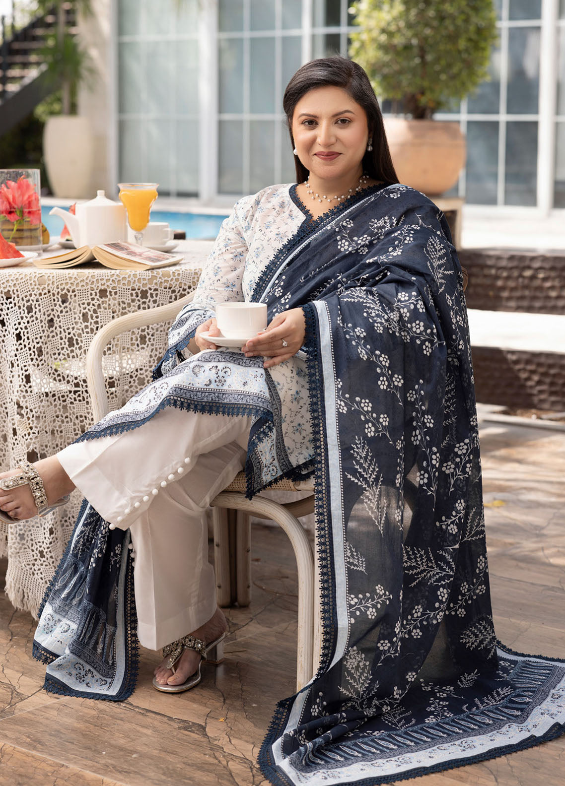 Gul Ahmed Printed Lawn Unstitched Suits 3 Piece GA25MS CL-52674