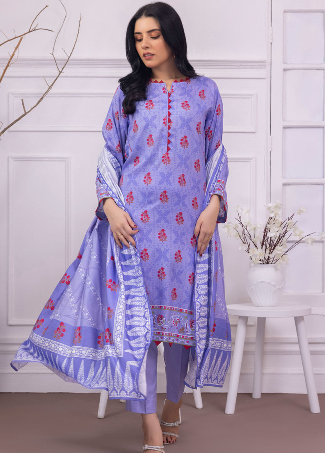 Gul Ahmed Winter Bloom Unstitched Collection 2023 Vol-3 WNS 32231 A