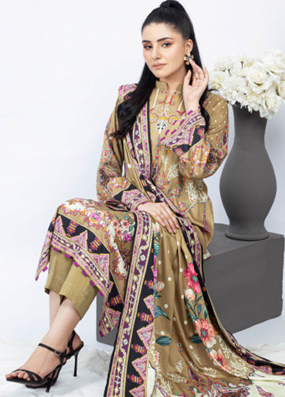 Gul Ahmed Winter Bloom Unstitched Collection 2023 Vol-3 WNS 32256 A