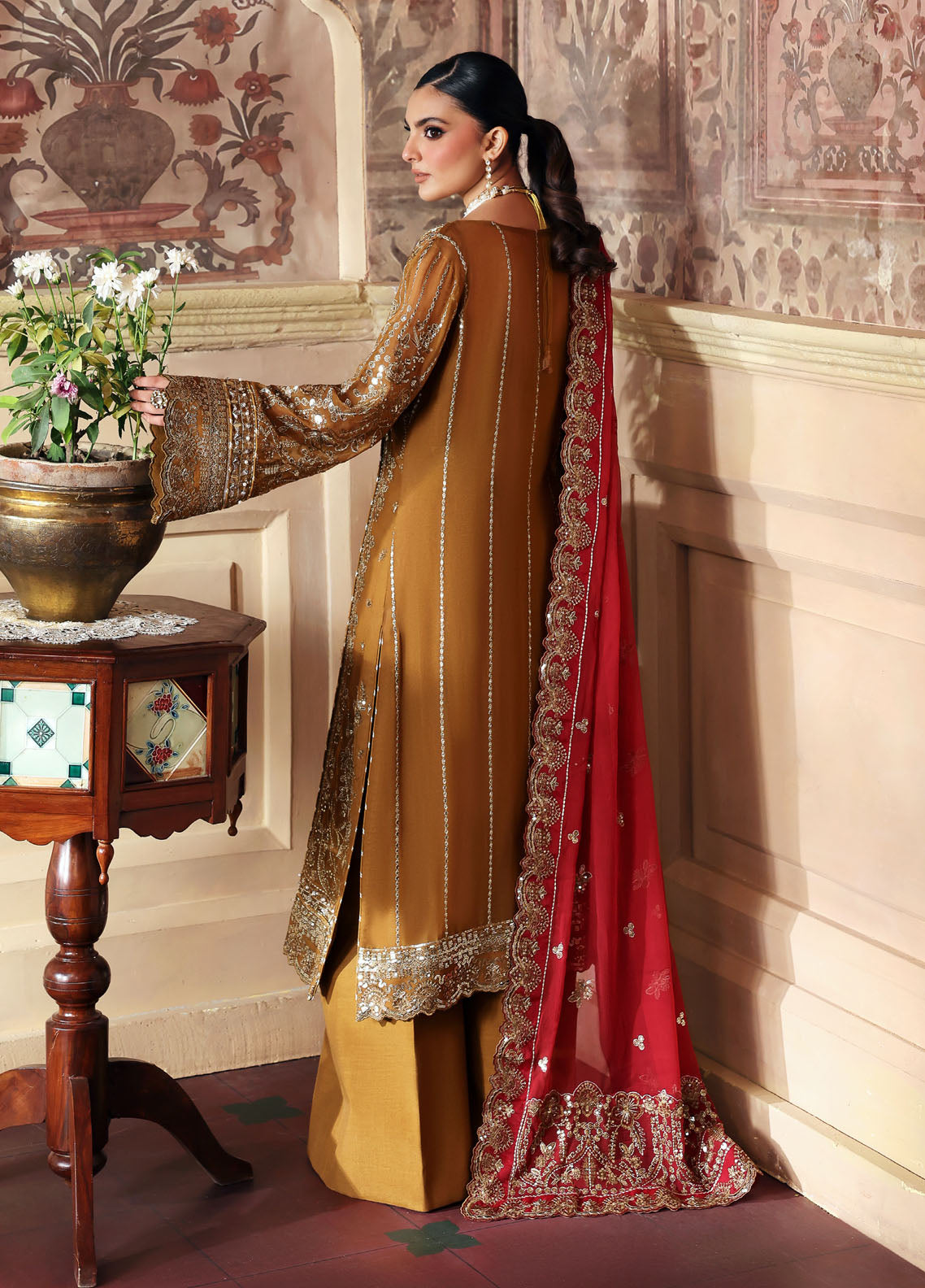 Gulaal Embroidered Chiffon Suits Unstitched 3 Piece GL25EU D-34 Dinara