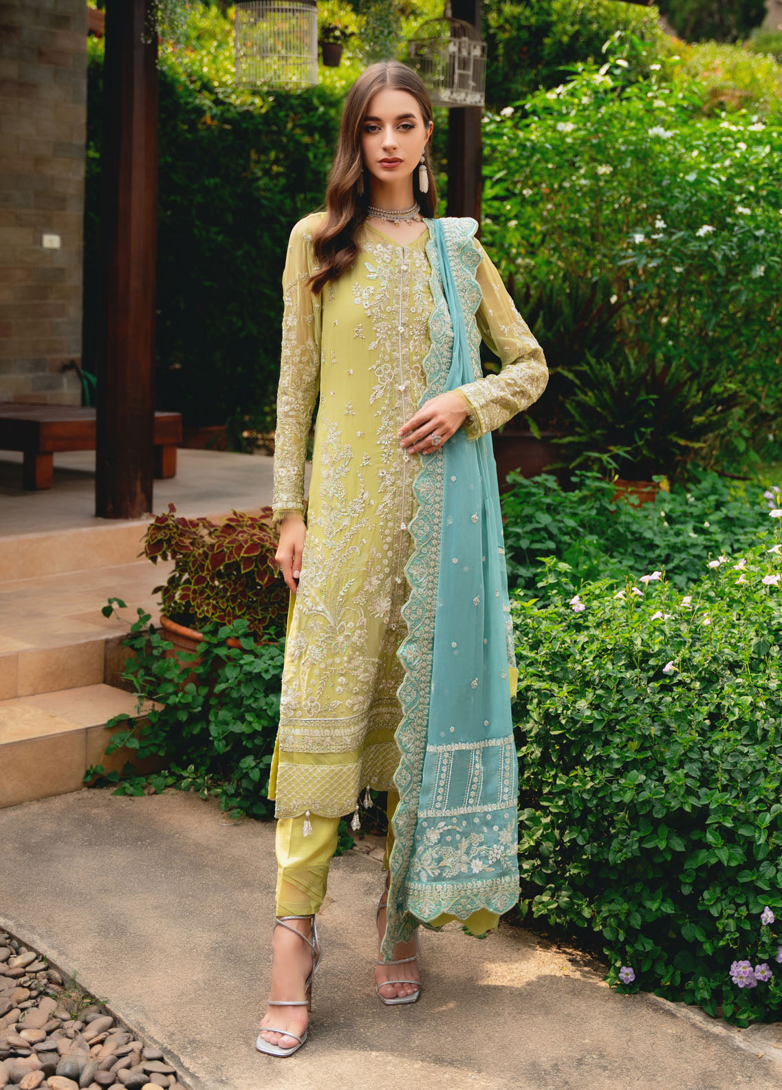 Gulaal Pret Embroidered 3 Piece Suit EP-17 Amary