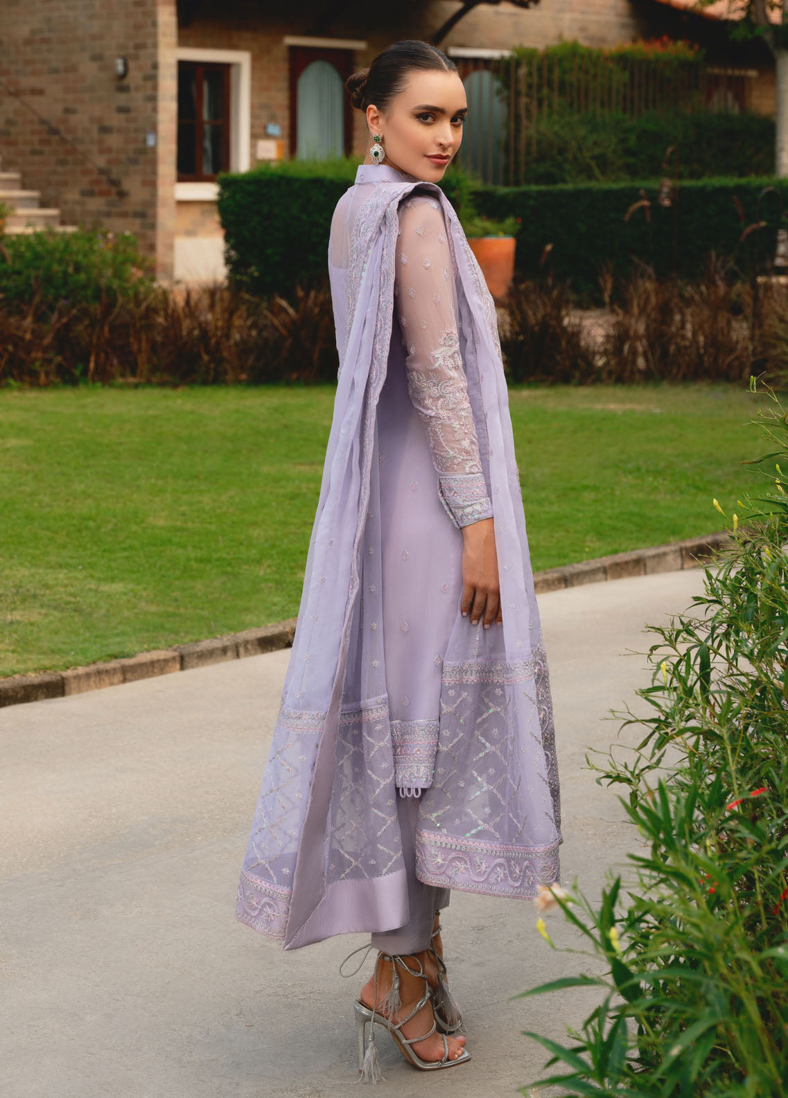 Gulaal Pret Embroidered 3 Piece Suit EP-19 Ariya