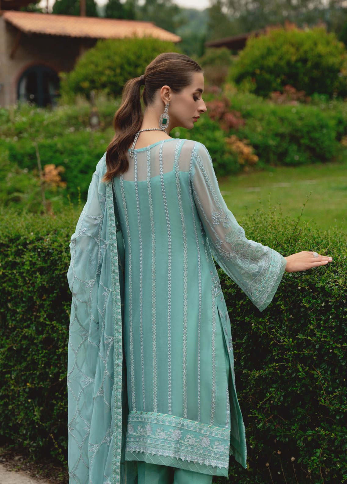 Gulaal Pret Embroidered 3 Piece Suit EP-23 Nissa