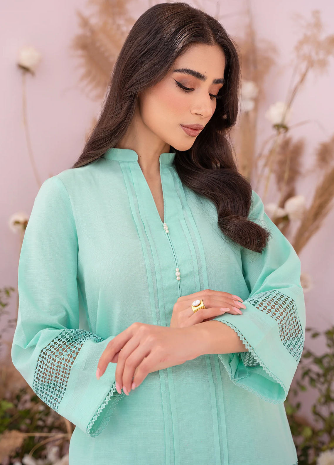 Hana Pret Embroidered Lawn 2 Piece Suit Azure