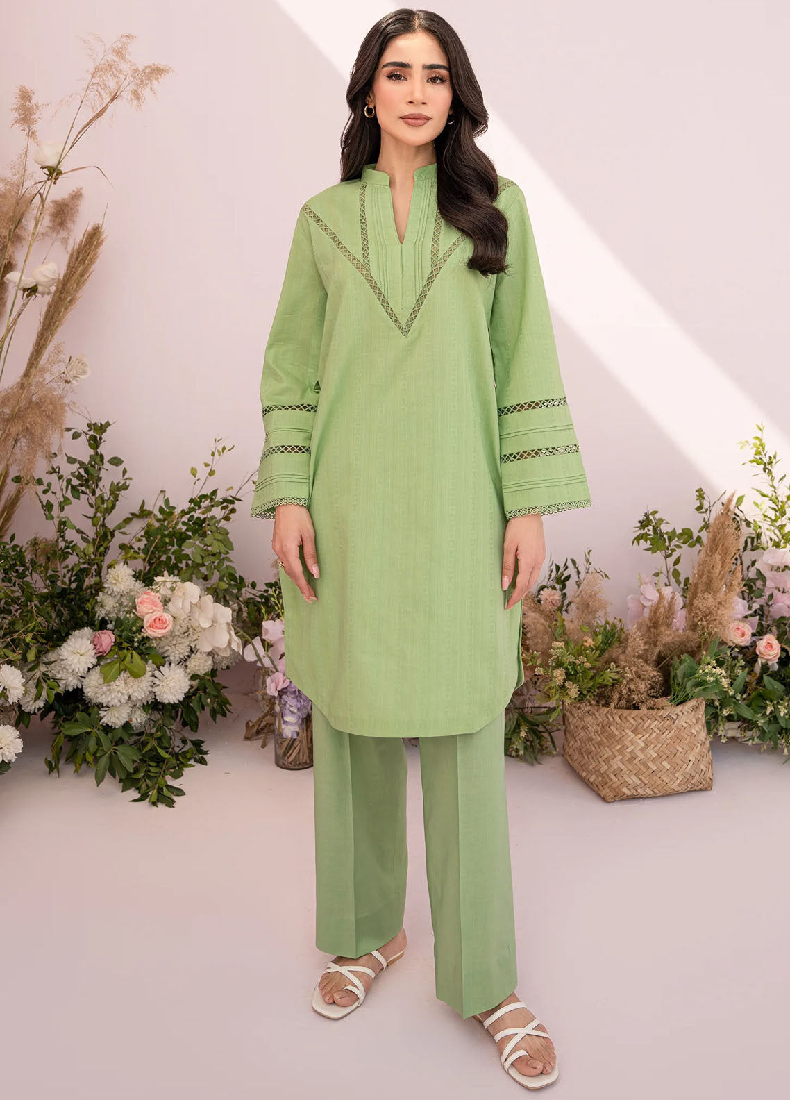 Hana Pret Embroidered Lawn 2 Piece Suit Celadon