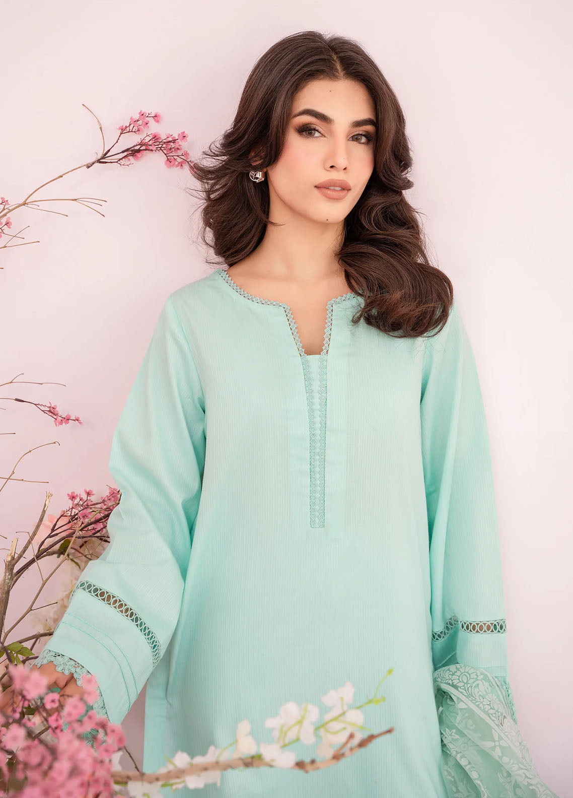 Hana Pret Embroidered Lawn 3 Piece Suit Lagoon