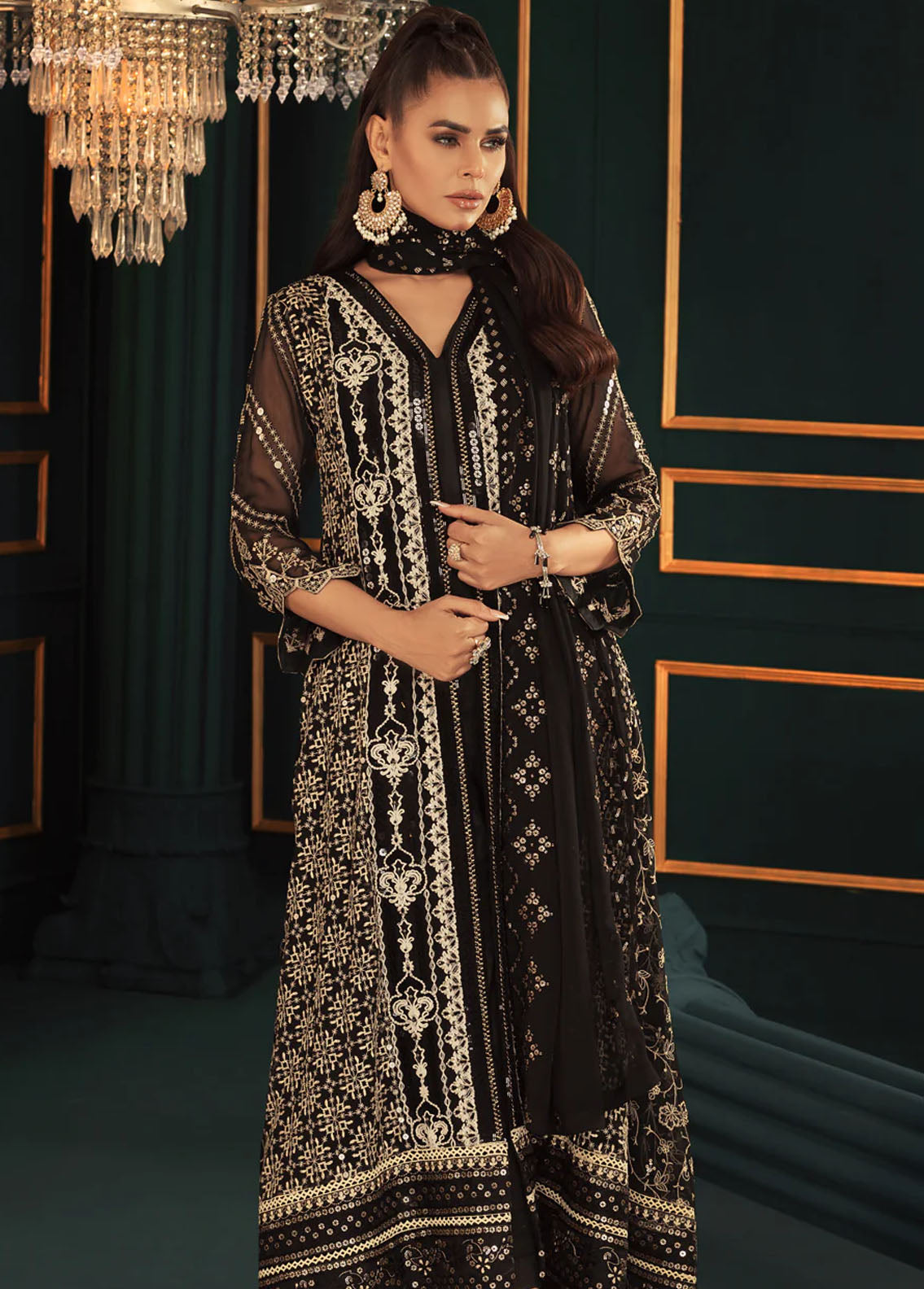 Shamooz Pret Embroidered Chiffon 3 Piece Suit SEM-0548 Kyra