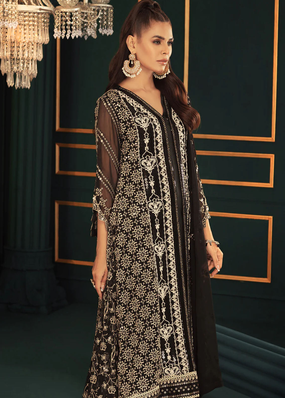 Shamooz Pret Embroidered Chiffon 3 Piece Suit SEM-0548 Kyra