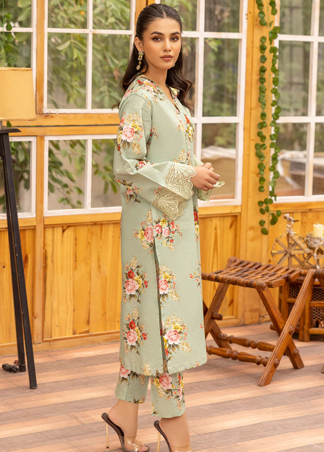 Esra Fashion Pret Embroidered Lawn 2 Piece Suit HD-23-22