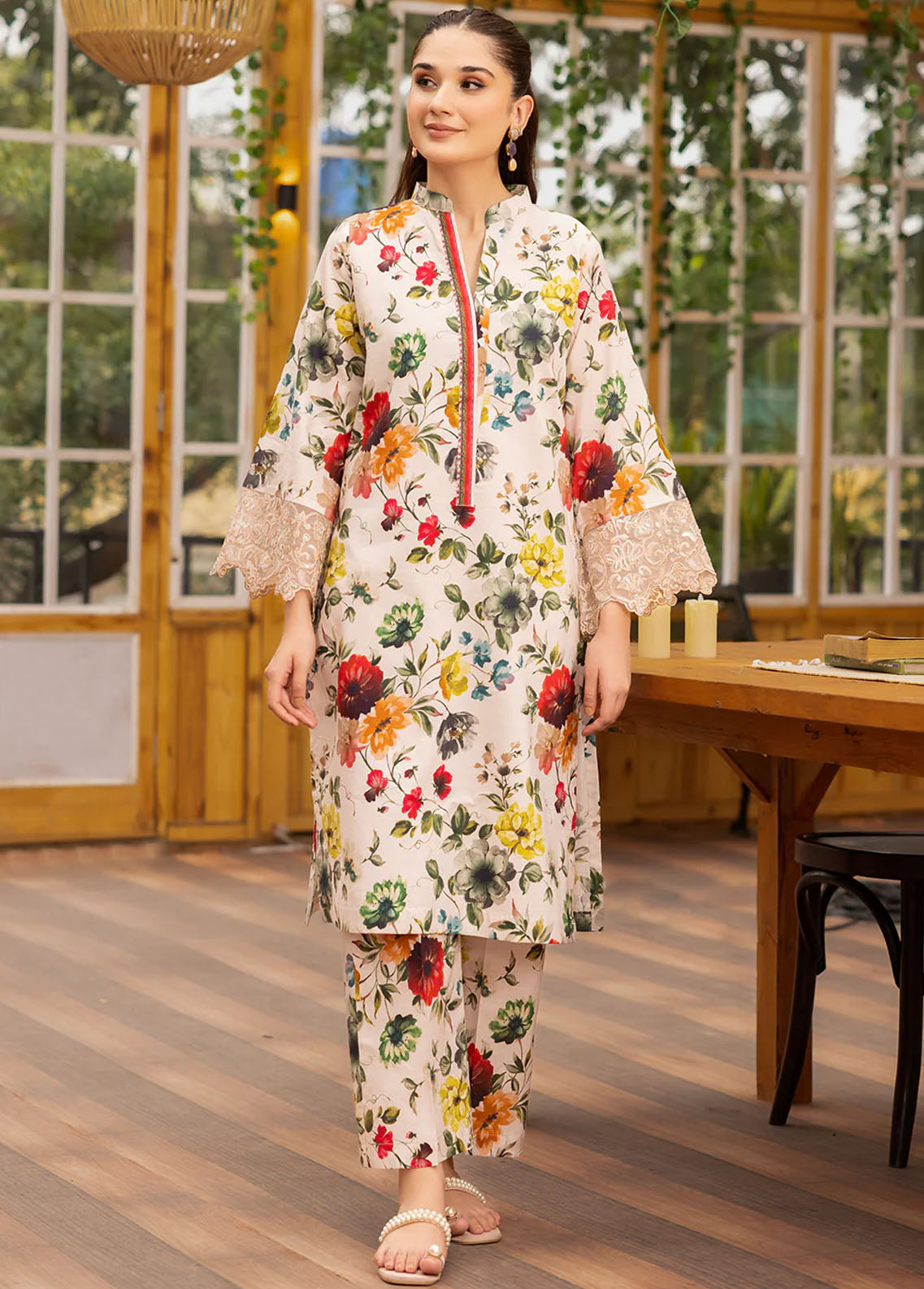 Esra Fashion Pret Embroidered Lawn 2 Piece Suit HD-23-28