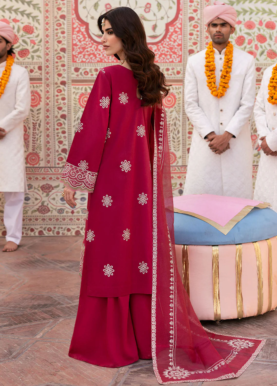 Husn e Jahan by Mahnur Embroidered Lawn Suits Unstitched 3 Piece Leyla