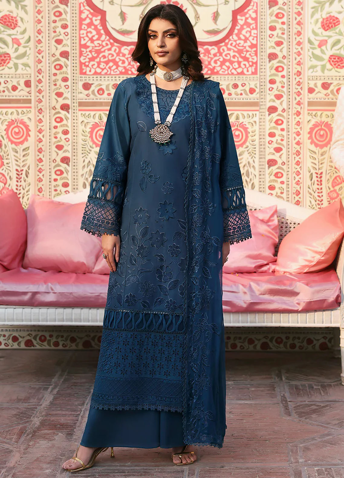 Husn e Jahan by Mahnur Embroidered Lawn Suits Unstitched 3 Piece Cyania