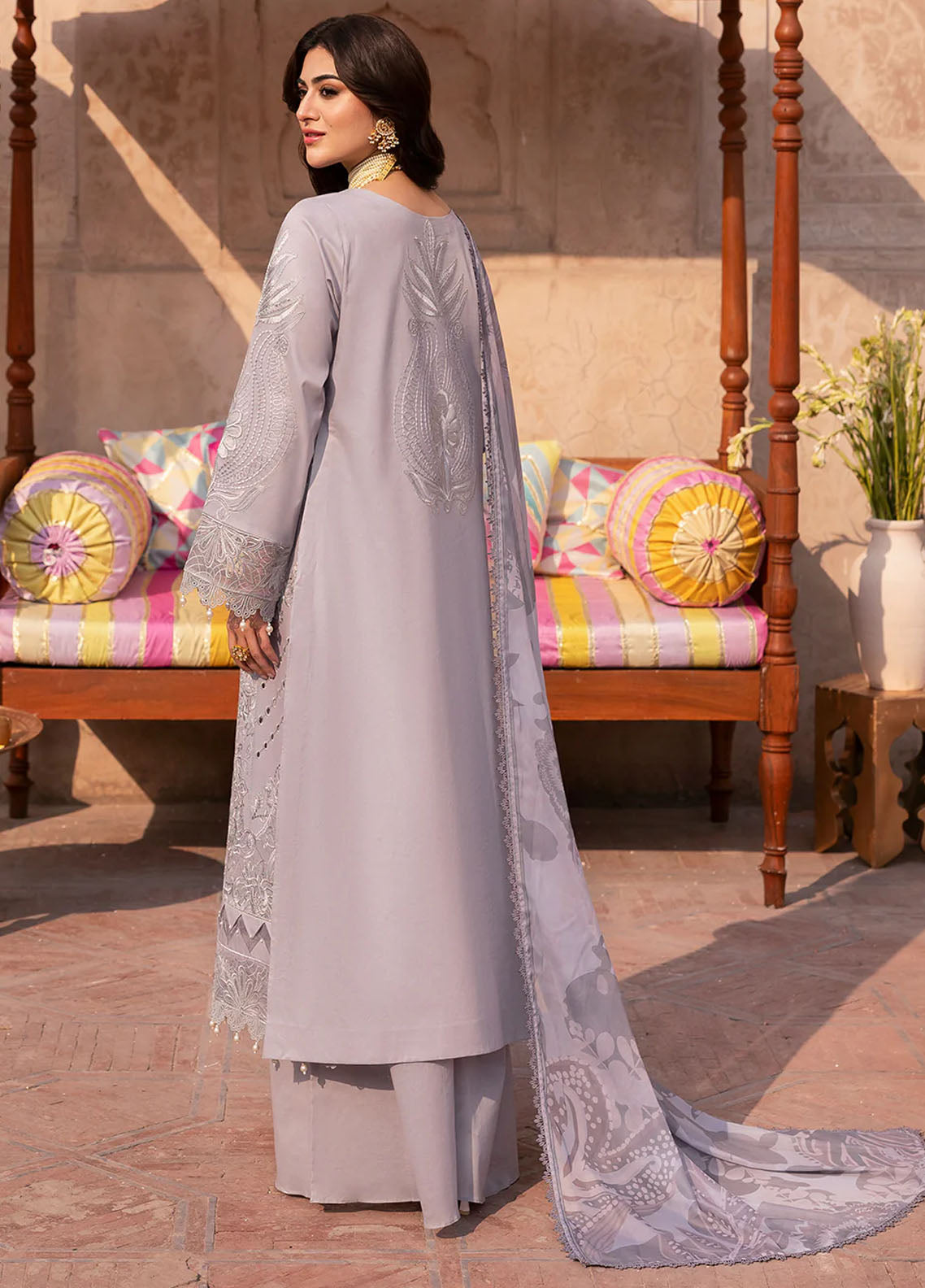 Husn e Jahan by Mahnur Embroidered Lawn Suits Unstitched 3 Piece Maeve