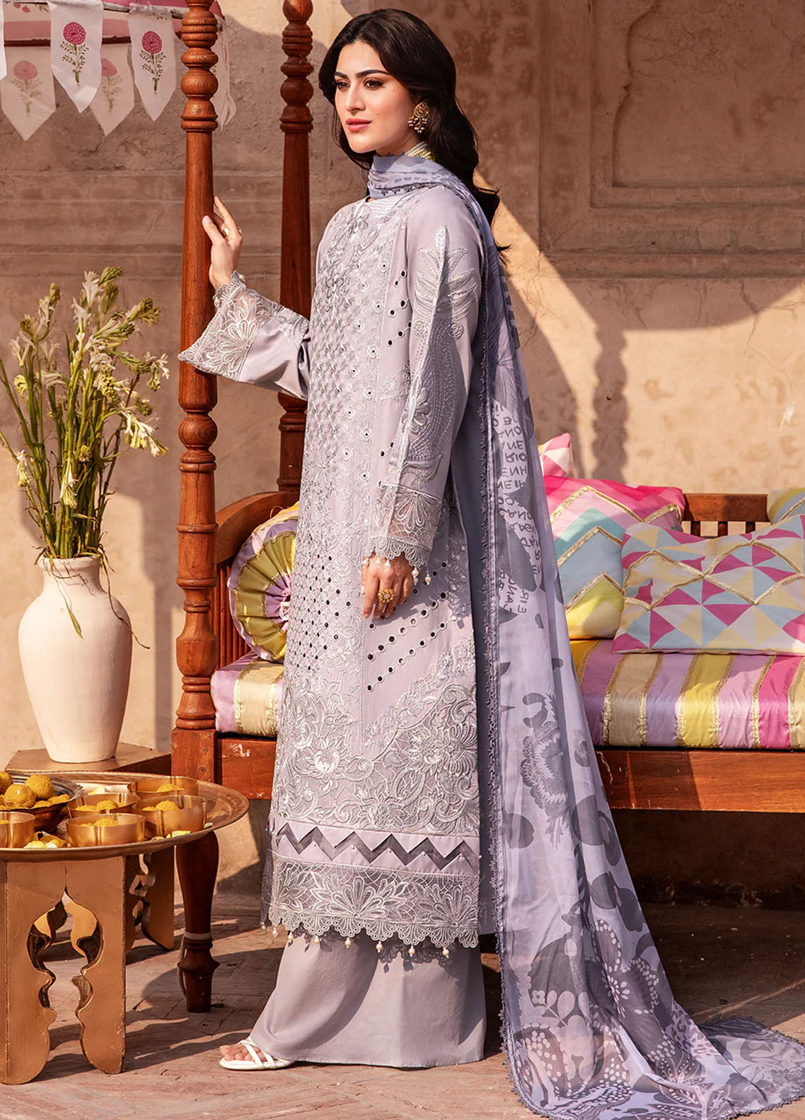 Husn e Jahan by Mahnur Embroidered Lawn Suits Unstitched 3 Piece Maeve