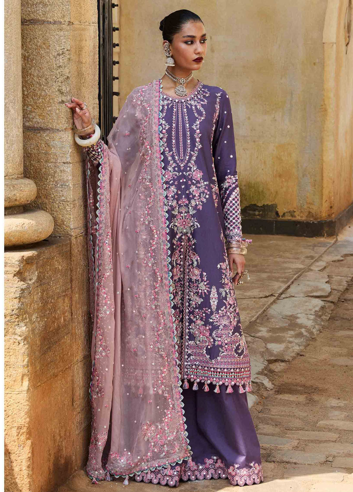 Hussain Rehar Embroidered Lawn Suit Unstitched 3 Piece HRR25LL D-08 Irris