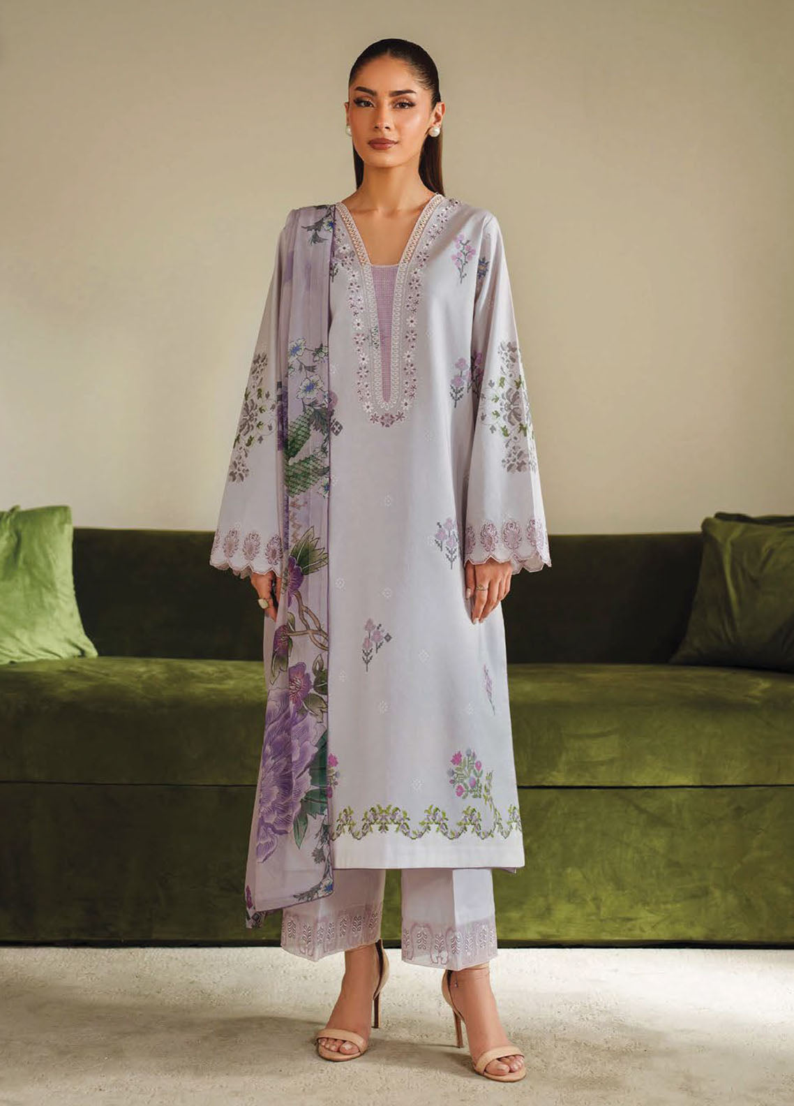 Ilara by Seran Embroidered Cambric Suits Unstitched 3 Piece SN25IC D-03 Lavara