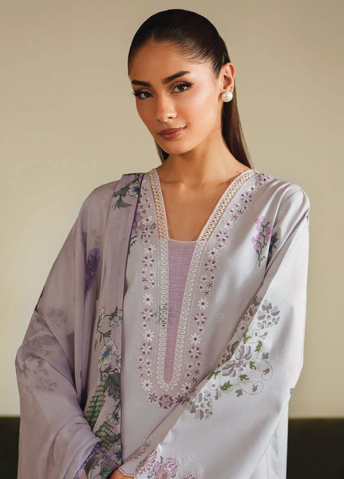 Ilara by Seran Embroidered Cambric Suits Unstitched 3 Piece SN25IC D-03 Lavara