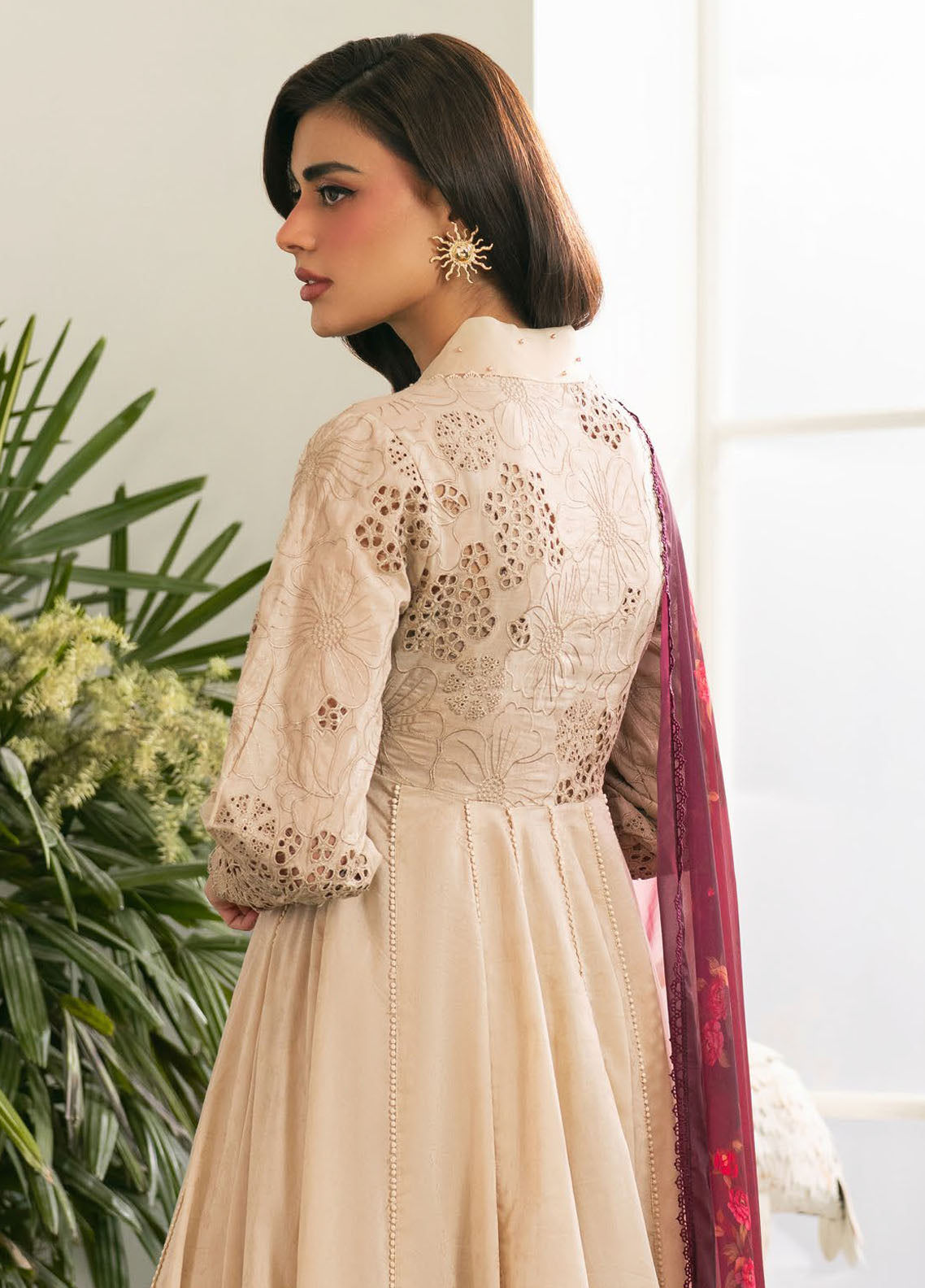 Iznik Embroidered Lawn Suits Unstitched 3 Piece IZ25FE IFE-05